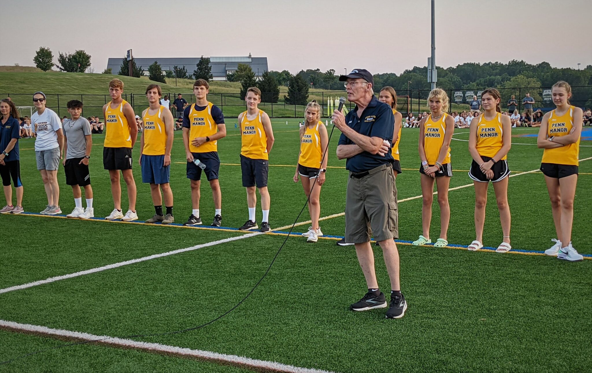 Hundreds turn out to support fall athletics, band at 2021 Kickoff Classic